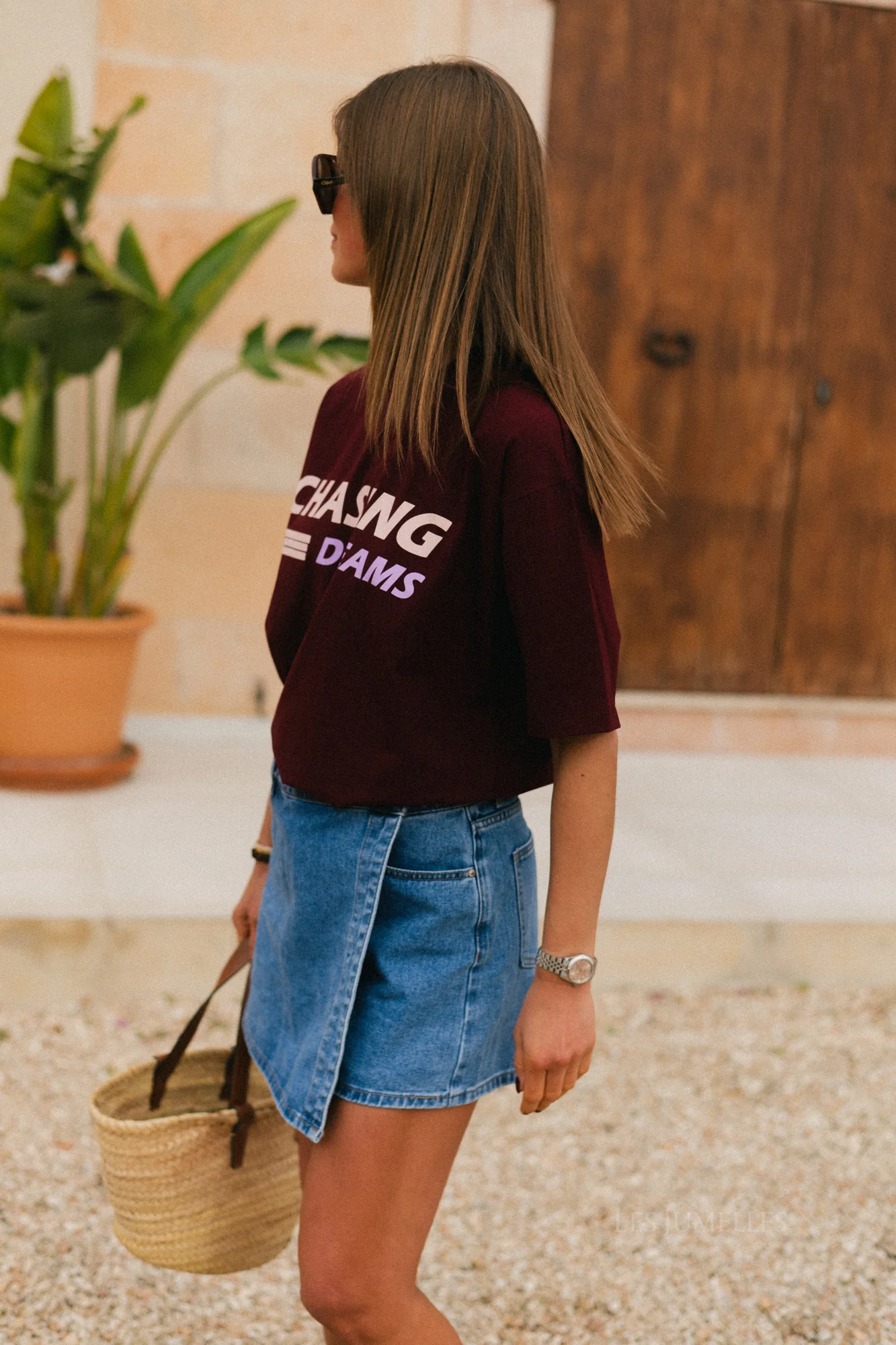 Chasing Dreams T-shirt burgundy - Image 9