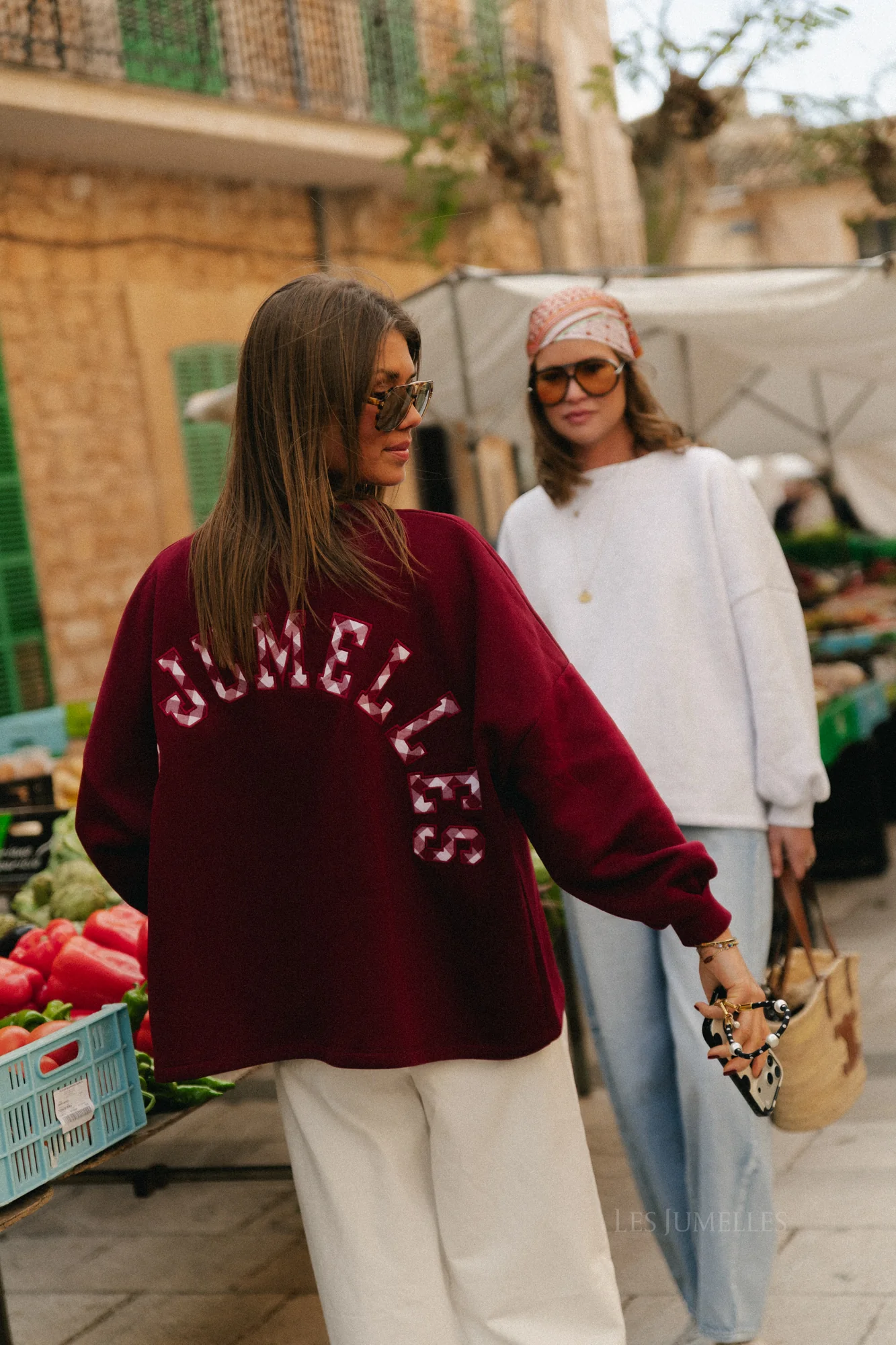 Embroidered LES JUMELLES sweater burgundy - Image 5