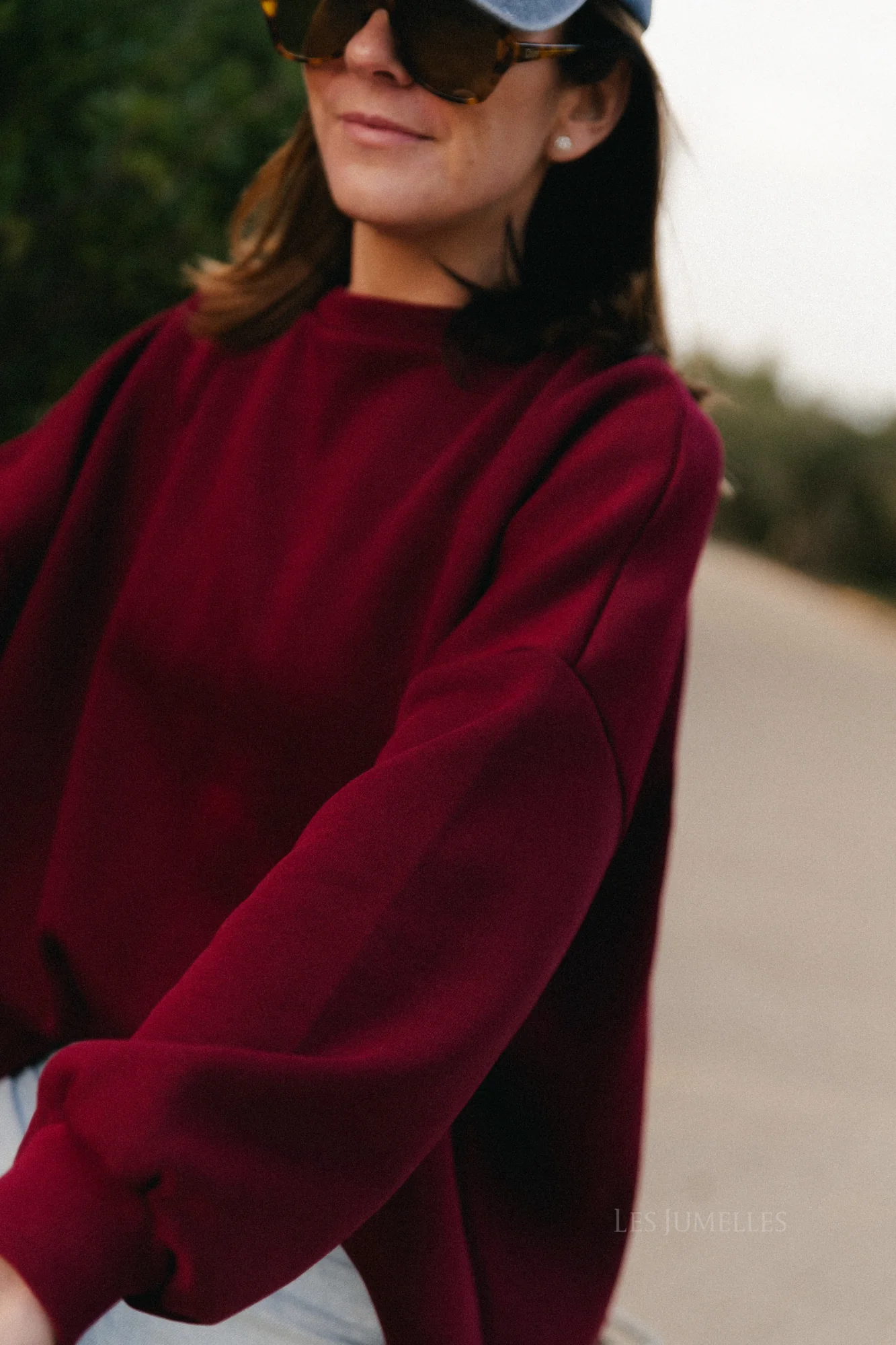 Embroidered MOMMY sweater burgundy - Image 8