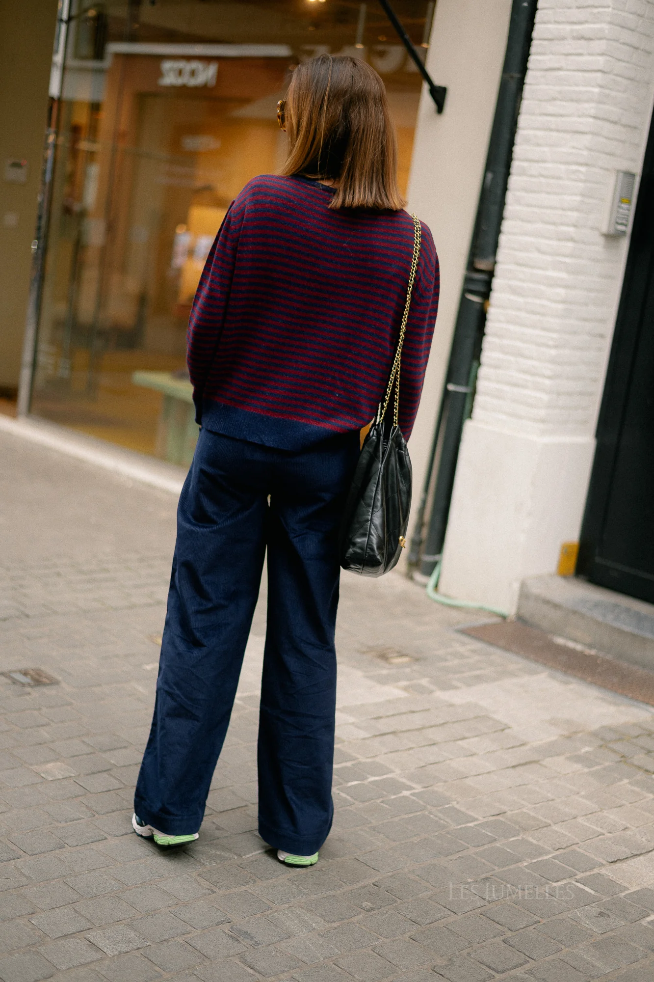 Norma wide velvet pants navy - Image 6